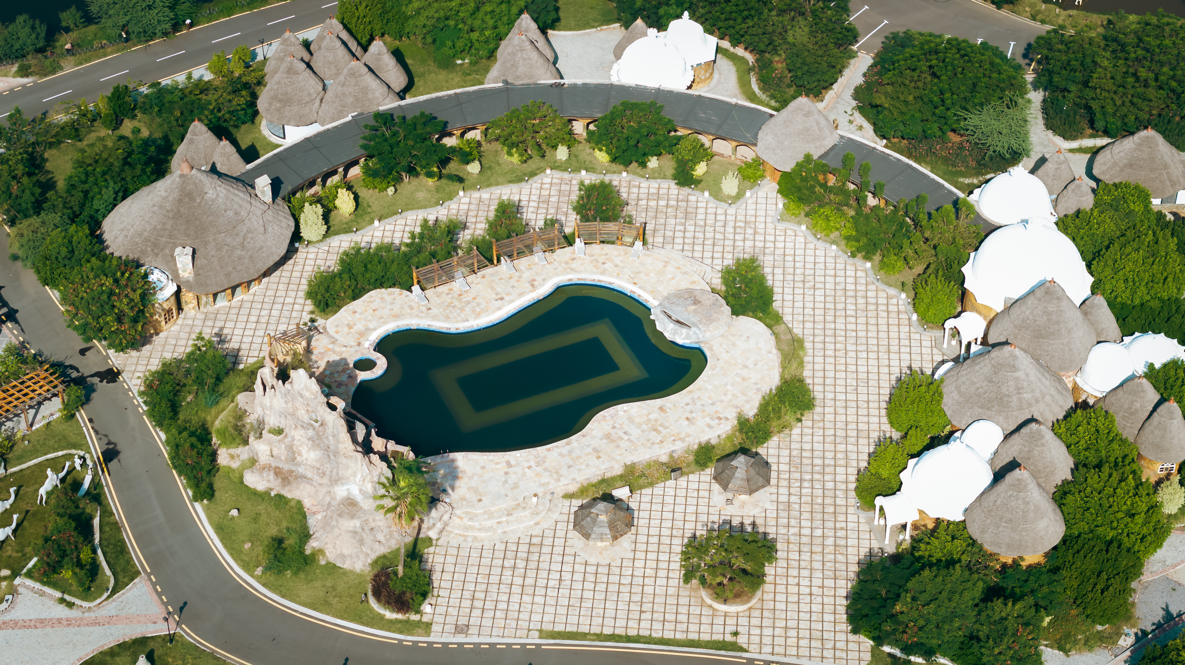 Noora Resort